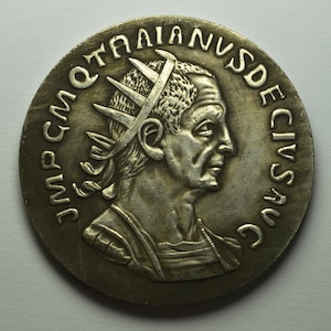 Large Roman Silver Emperor Decius Sestertius Coin with Felicitas. 3.5cm 20g .925 Silver Plated. Museum Quality Replica, Reproduction