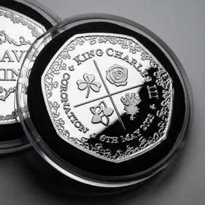 KING CHARLES III Coronation Commemorative in Capsule. 6th May 2023. His Majesty. Royal Family, Crown, Prince/William/Harry, Monarchy