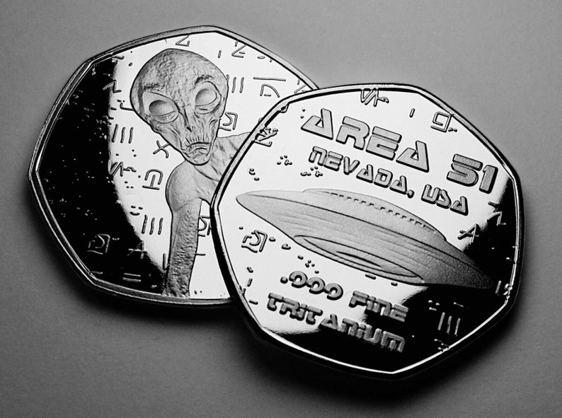 Extremely Rare .999 'TRITANIUM' Alien Coin/artefact in Gift Case. Area ...
