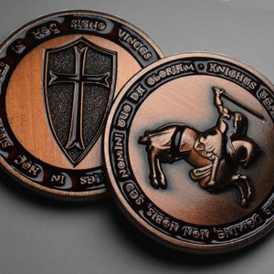 Masonic Knights Templar Antique Copper Commemorative Coin with Red Enamel. Capsule. Freemasonry/Masons/Freemasons Lodge/Order