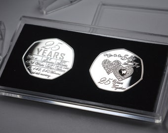 Pair of 25th Wedding Anniversary Silver & 24ct Gold Commemoratives in 50p Coin Display/Presentation Case. Gift/Present 25 Years Together.