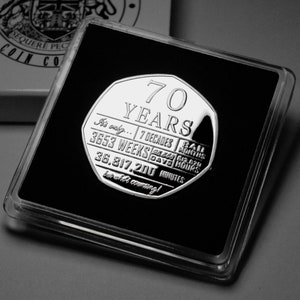 Medalla conmemorativa de plata para 70.º cumpleaños en estuche de regalo. Regalo/Celebración/Ideas para celebrar 70 años. Septuagésimo septuagésimo abuelo/padre.