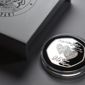25 BODAS DE PLATA Conmemorativa de Plata .999. Regalo/Presente/Favor/Token. Caja Regalo y Cápsula. Veinticinco 25 años juntos.