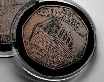 RMS TITANIC Antique Bronze Commemorative Coin in Capsule. World Heritage Site/Wreck. 1912 White Star Line, Ocean Liner, Olympic Class