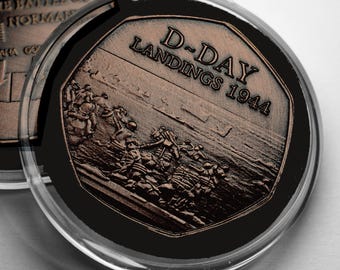 D-DAY LANDINGS 1944 Antique Bronze Commemorative Coin in Capsule. WW2 Operation Overlord, Battle of Normandy, Omaha, Allied Invasions