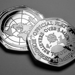 Officiële Flat Earther-herdenking. Lidmaatschapsmunt! 5 miljoen wereldwijde leden! Cadeau