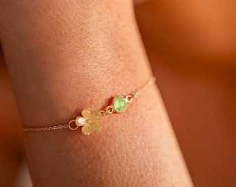 Flower Charm and August Birthstone Personalised Slider Bracelet • Peridot Birthstone • Gift For Her • Wedding Gift • Bloom Boutique