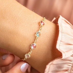 Gold family bracelet cheap