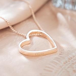 Heart Pendant Personalised Name Necklace in Rose Gold with Name Engraving reading Olivia