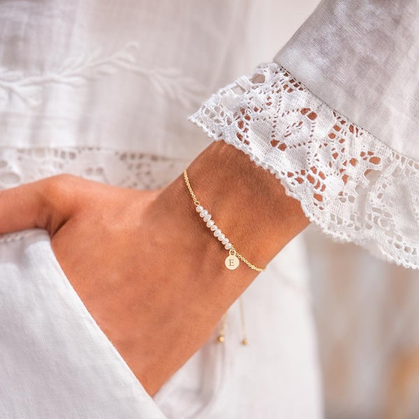 Delicate Anja Pearl Slider gepersonaliseerde armband • Eerste armband • Cadeau voor haar • Verjaardagscadeau • Bloom Boutique