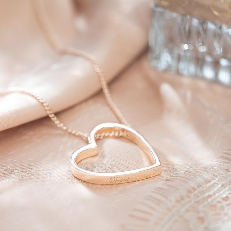 Heart Pendant Personalised Name Necklace in Rose Gold with Name Engraving reading Olivia