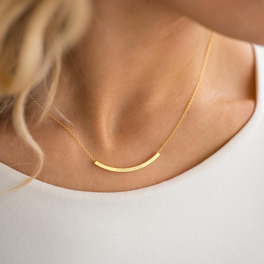 Gold curved bar necklace clearance