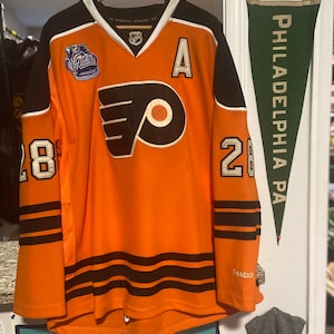 Claude giroux authentic hotsell winter classic jersey