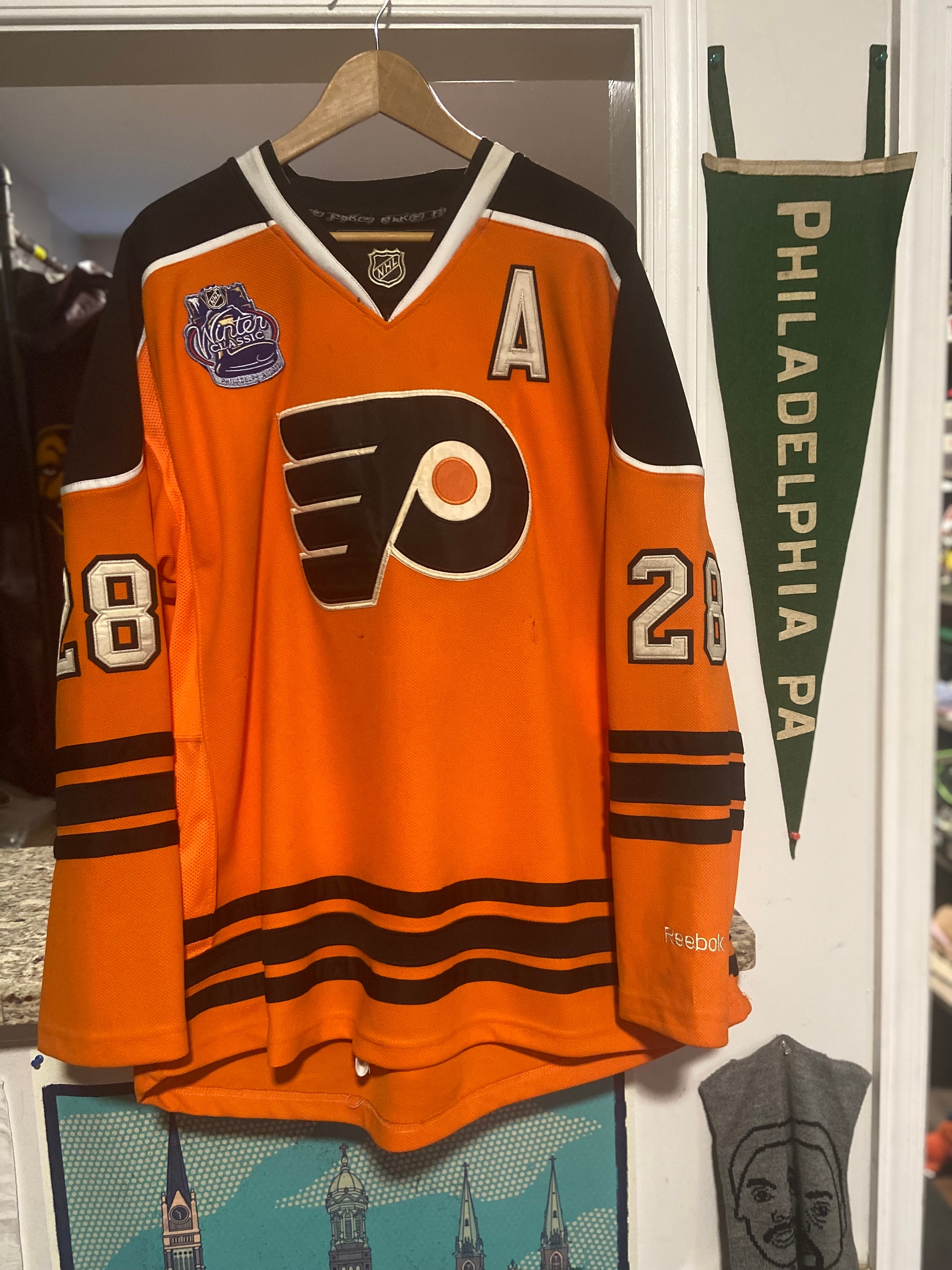 PHILADELPHIA FLYERS MIKE RICHARDS WINTER CLASSIC REEBOK JERSEY