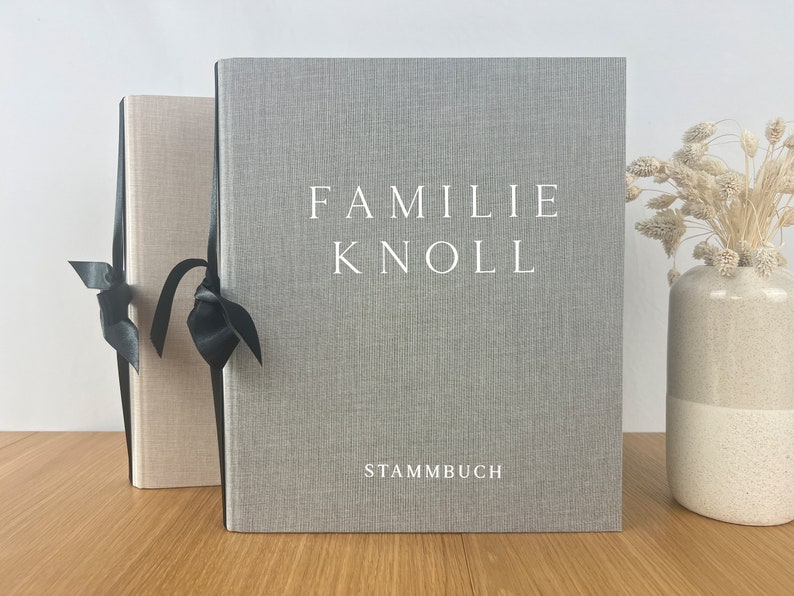 Personalisiertes Stammbuch Modern Family mit Familienname, für DIN A4 Format 32x26cm mit Leineneinband, OHNE EINLAGEN Grau Meliert