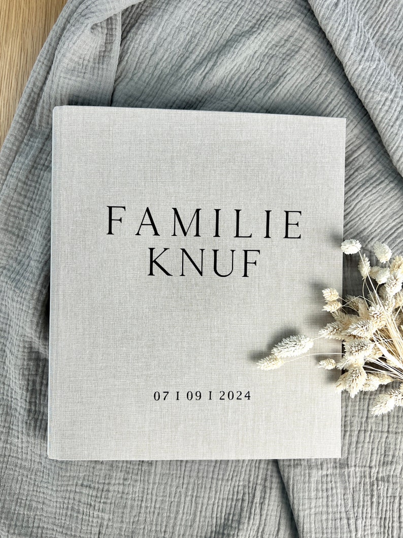 Personalisiertes Stammbuch Modern Family mit Familienname, für DIN A4 Format 32x26cm mit Leineneinband, OHNE EINLAGEN image 3