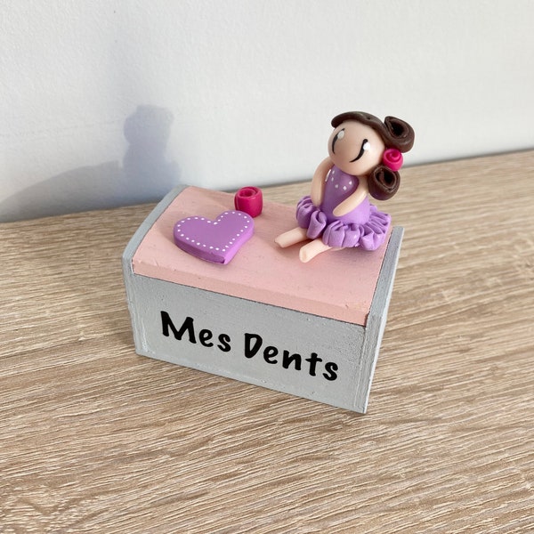 Boîte à dents peinte à la main avec une figurine en pâte polymère, boîte à secrets, boîte à secrets, cadeau petite fille