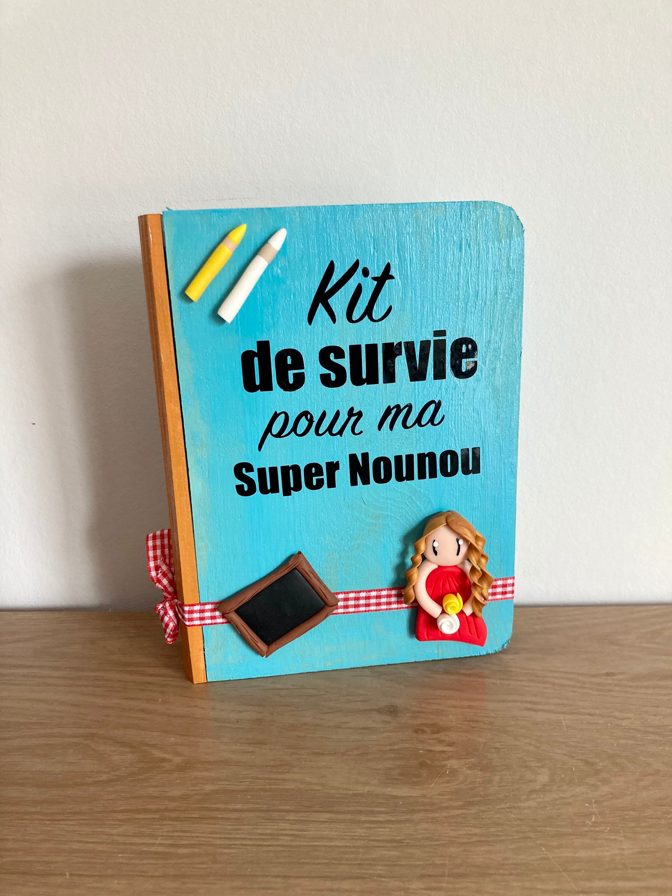 Kit de survie pour une Super Nounou, petite boite de rangement en bois pour  la maîtresse, boîte à friandises pour maîtresse, cadeau nounou -  France