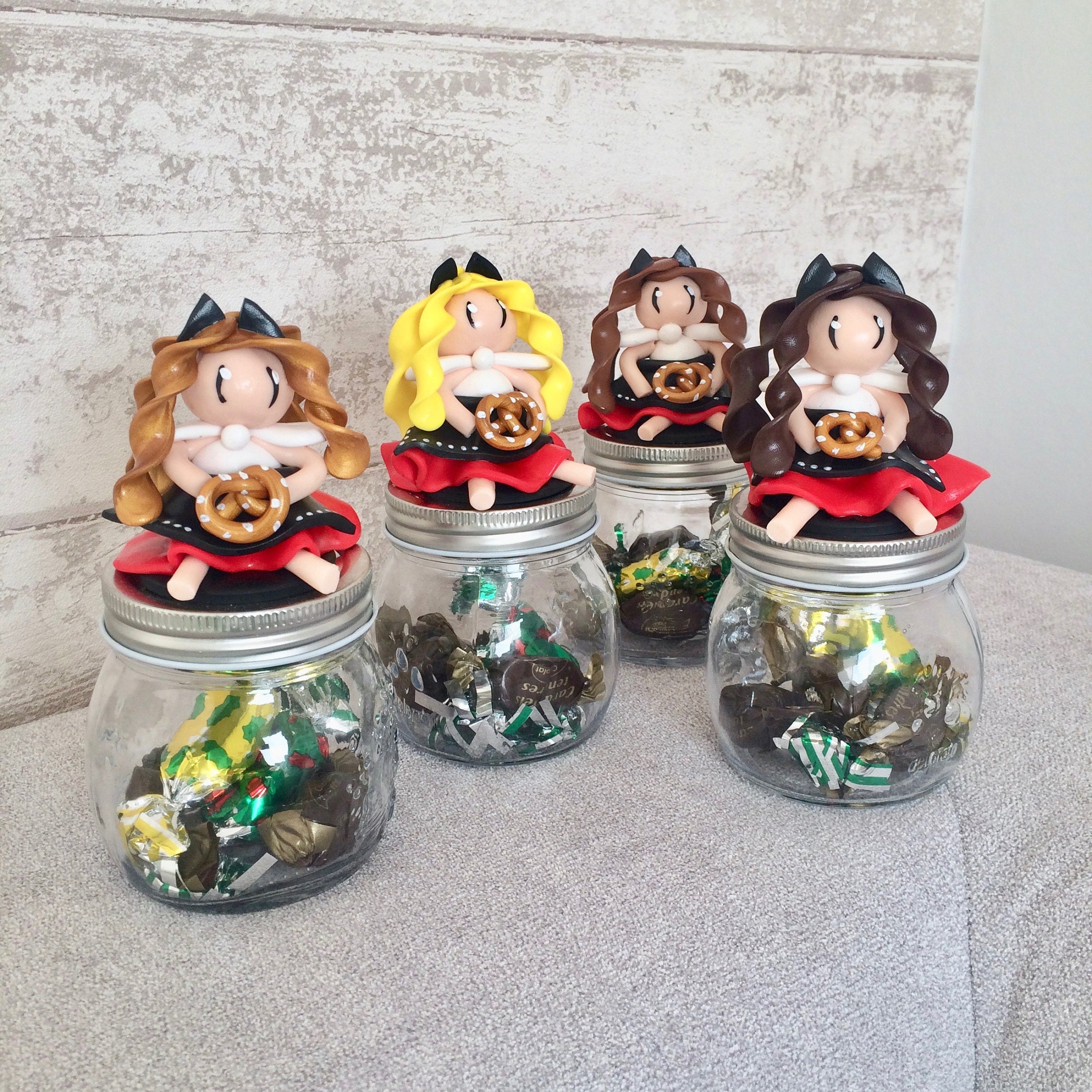 Bocal en Verre avec Figurine Alsacienne sur Le Couvercle, Cadeau Alsace, Souvenir Boîte à Chocolats 