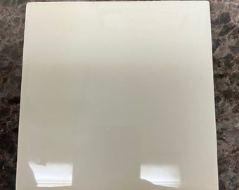 Arts and Crafts American Olean Off-White Ceramic Tile 4 1/4" x 4 1/4" x 1/4"