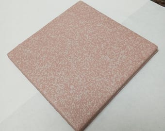 Baldosa suelta de cerámica texturizada rosa claro de 4x4 pulgadas Summitville I98-211 (Muestra)