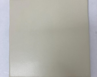 Baldosa cerámica cuadrada mate de color blanco cálido suave de 6x6 pulgadas, Summitville 313-654 (Muestra)