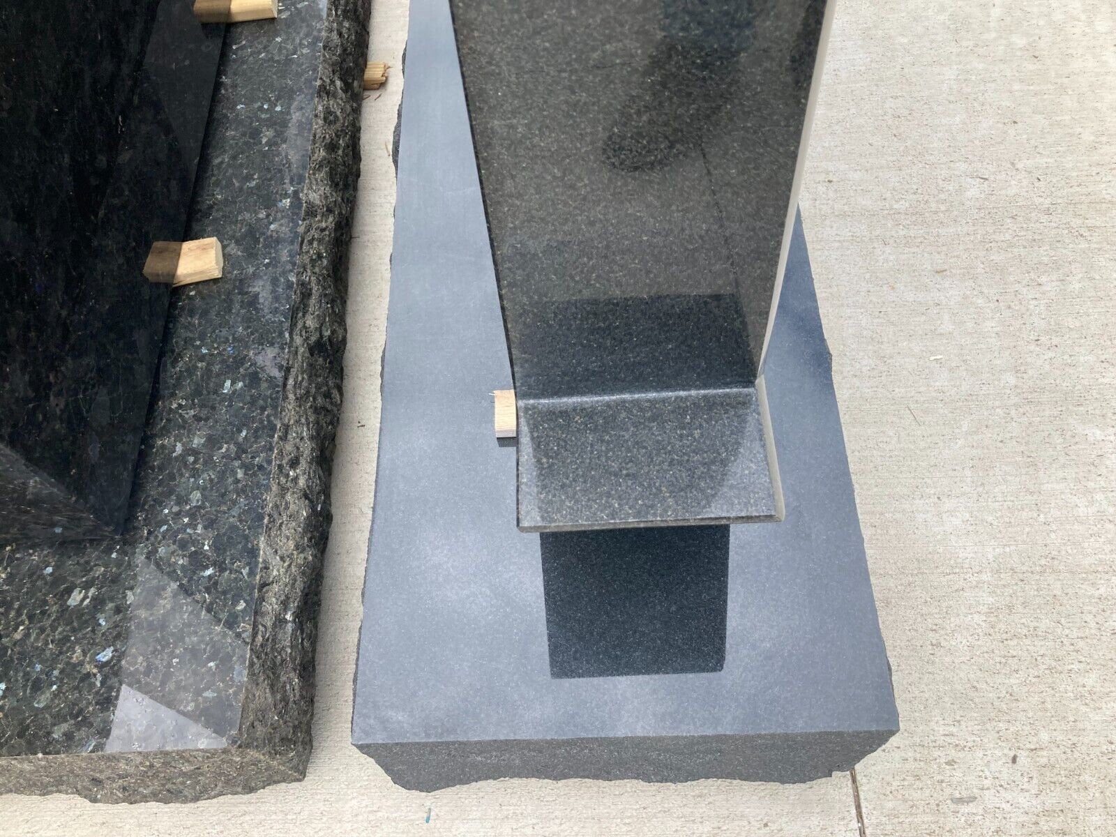 Black Granite Headstone With Vase Platform on Side Monument Cemetery MN ...