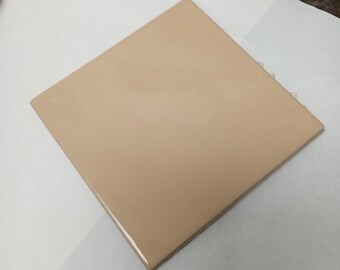 Glossy Light Melon Ceramic Meshed 4x4 Tile Summitville 550-556 (Sample Piece)