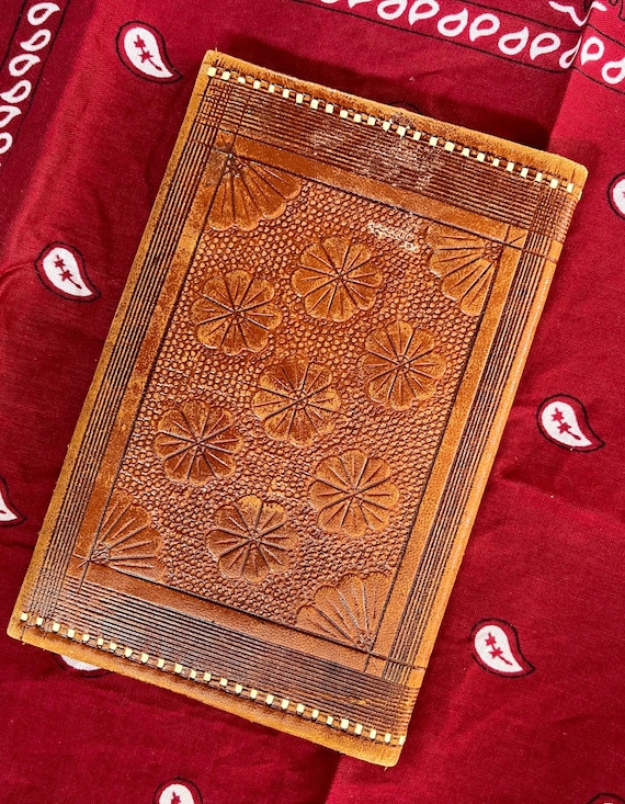 Wallet Vintage Leather Hand tooled Bifold  Leathe… - image 3