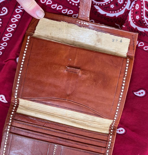 Wallet Vintage Leather Hand tooled Bifold  Leathe… - image 5