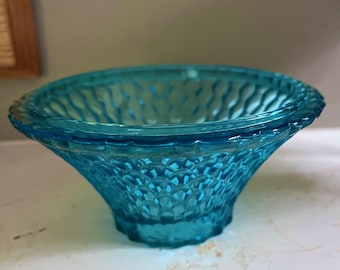 Lámpara de cristal estilo pagoda vintage de Indiana con remate de cristal azul tuqueso.