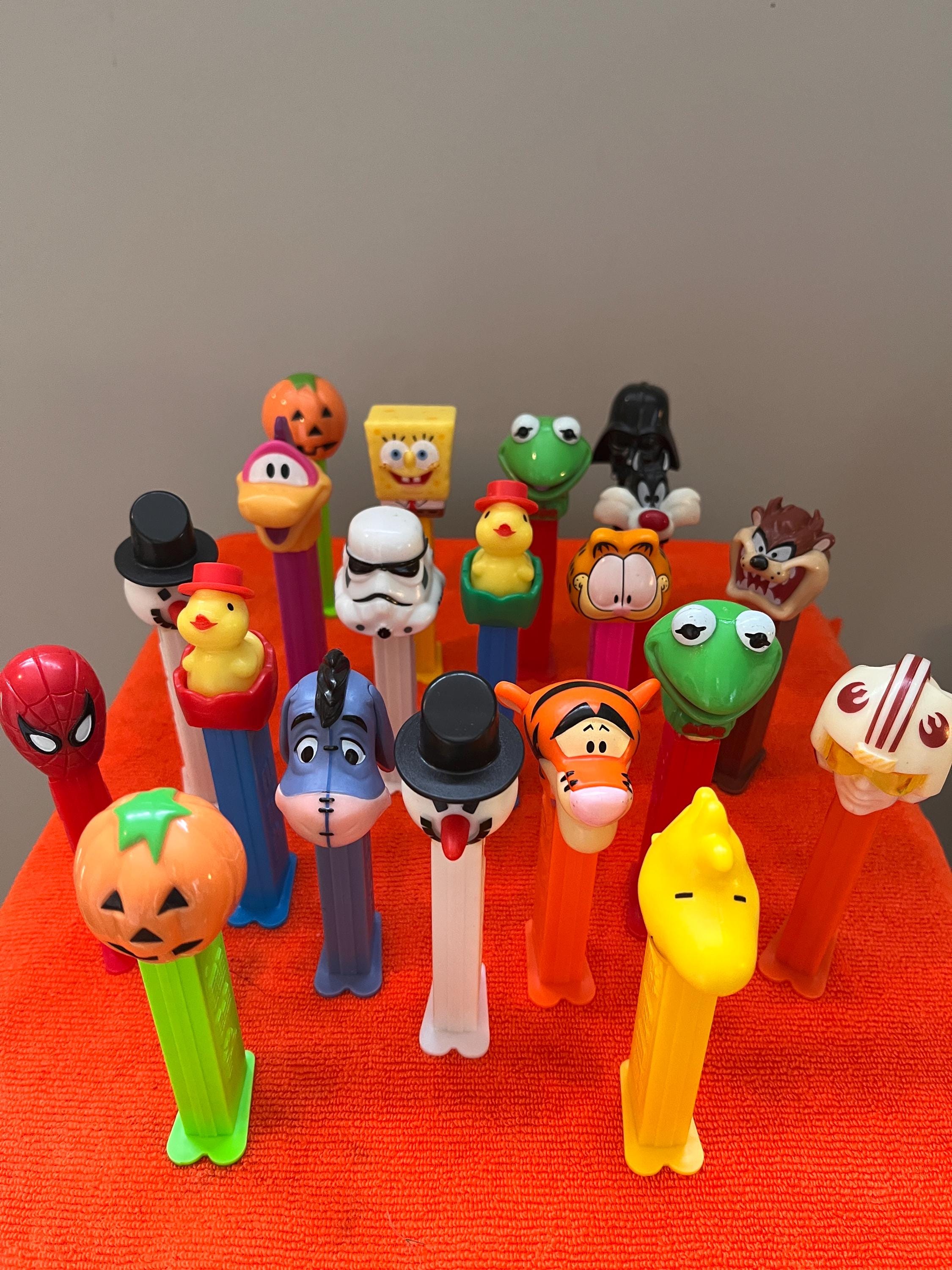 Pez candy dispensers - Etsy 日本