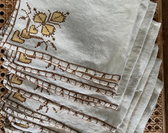 Linen Cross stitch Vintage Napkins Set of 8 15 inches Square Hand Embroidered
