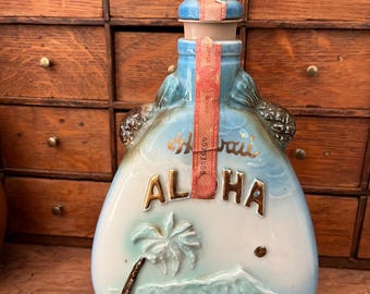 Jim Beam Vintage Whiskey Bottle Aloha State Hawaii Novelty Whiskey