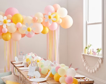 Pastel Daisy Balloon Arch Kit / Balloons and daisies /Flower Balloons/DIY Arch kit/Pastel Balloon Garland/Spring Birthday /crepe Streamers