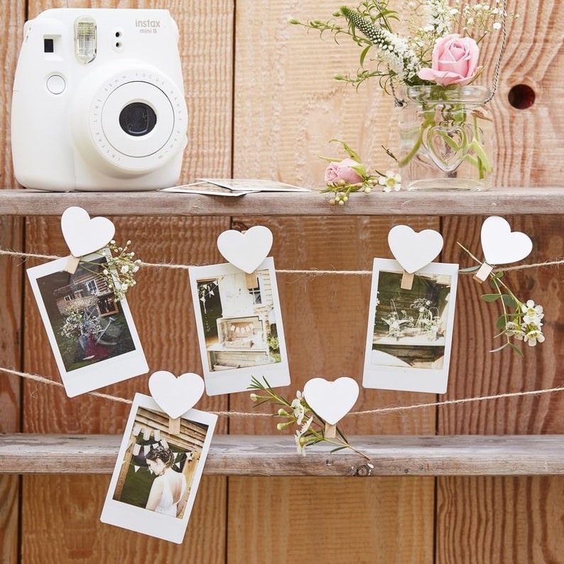 Wooden heart pegs an string set// Rustic Country//Wedding Reception Decorations // Wedding decoration// photo boot// wedding ideas 