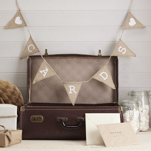 Wedding Card Hessian Bunting // Bedrukt met woorden 'Kaarten'// Wedding Reception Decoraties // Wedding Guest Cards //Kaart en Geschenken Teken.