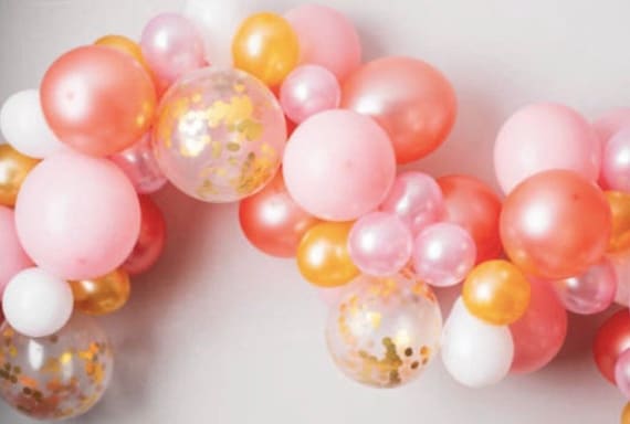  Pearl Blush Pink Balloon Garland Kit, SCMDOTI Double Stuffed  Pearl White Gold Nude Pink Balloon Arch Garland Kit for Weddings, Boho  Party, Baby Shower Decoration, Birthday, Bridal Shower : Toys 
