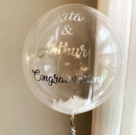 Ballon de mariage personnalisé avec son propre kit de texte // Ballon de  fête orbe rempli de plumes blanches / Texte personnalisé / Réception /  Cadeau / Fête danniversaire / Uniflaté -  France