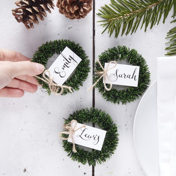 Wreath Name Place Card Holders// Christmas Table Decorations // Guest Names // Place Cards // Christmas// Wedding Decoration // Seat