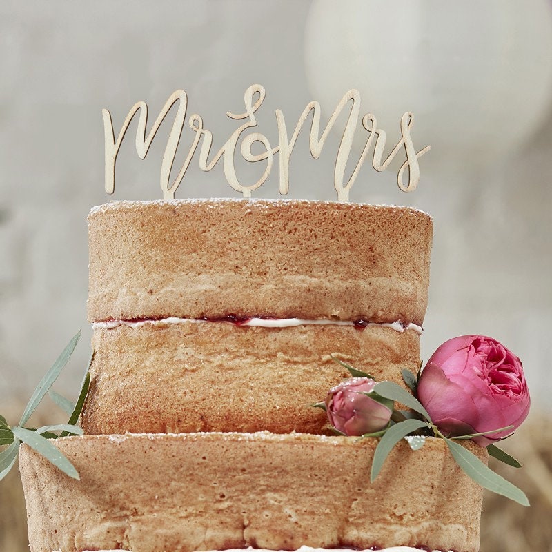 Wooden LOVE MR & MRS Just Married Cake Topper Decor Rustic Wedding Celebration Wooden LOVE MR & MRS Just Married Cake Topper Decor Rustic Wedding Celebration