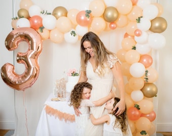 Gold and rose gold Balloon Garland Kit / DIY Balloon Arch / First Birthday Balloon Arch / Wedding Backdrop / Party / Birthday Decorations