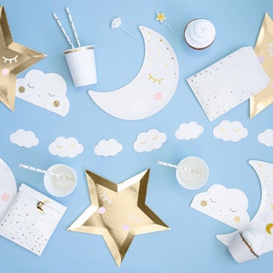 Piatti di carta dorata a forma di stella piccola / / Piccola stella / Stoviglie per feste di compleanno / Ragazza di compleanno / Ragazzo di compleanno / Festa per bambini / Baby Shower / Tavolo