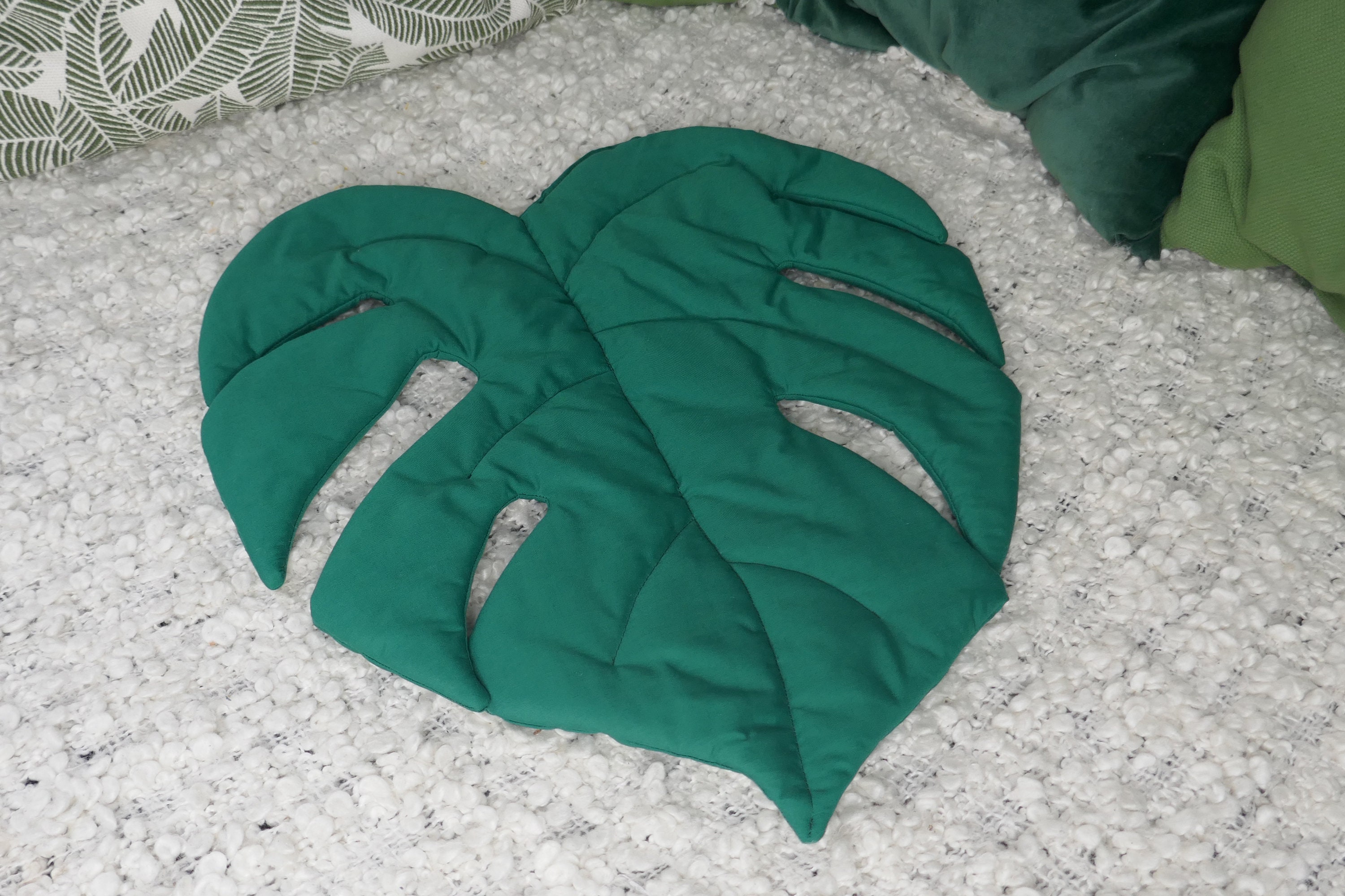 Petit Tapis Feuille de Monstera - Coussin Décoratif Décors Lit -