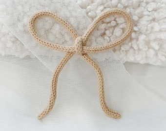 bow wall decor - coquette hanger - French knitting tricotin