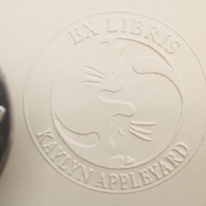 Yin Yang kat Boek Embosser, Uit de bibliotheek van embosser, Aangepaste Embosser stempel