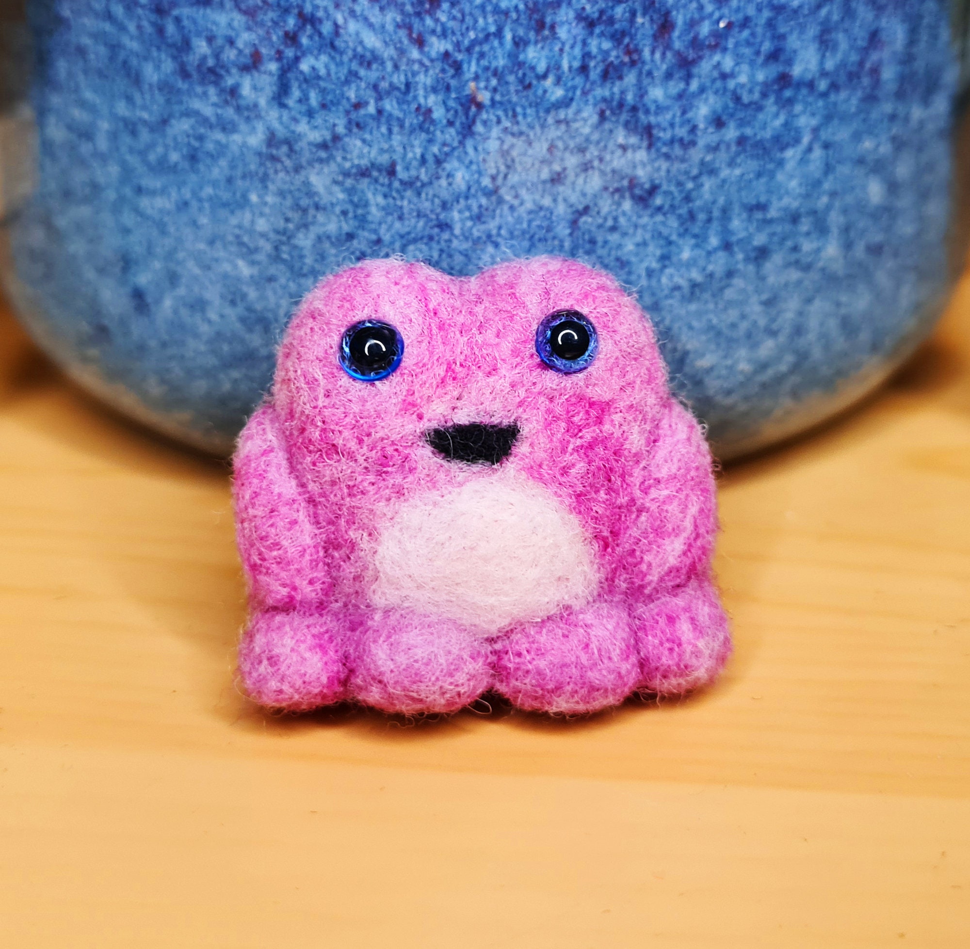 Tiny frog charm Cute pastel froggy Kawaii felt keyring | Etsy