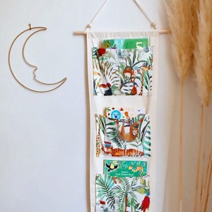 Rangement mural jungle, rangement pour enfants, rangement mural pour chambre d'enfant, jouet, accessoires, rangement pour couches, organisateur de poche mural, décor de chambre d'enfant Safari Three Pocket