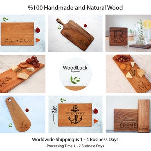 Op de afbeelding: Een verzameling gepersonaliseerde houten snijplanken en serveerplanken. De planken zijn gemaakt van natuurlijk hout en hebben verschillende gravures, waaronder namen, initialen en ontwerpen. De planken zijn perfect om kaas, charcuterie en andere hapjes op te serveren.