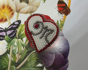 Bead Embroidery Mother's Day Brooch,  Mother's Day Gift, Unique Mother Gift, Mother Brooch. Valentine Brooch, Hat Brooch.